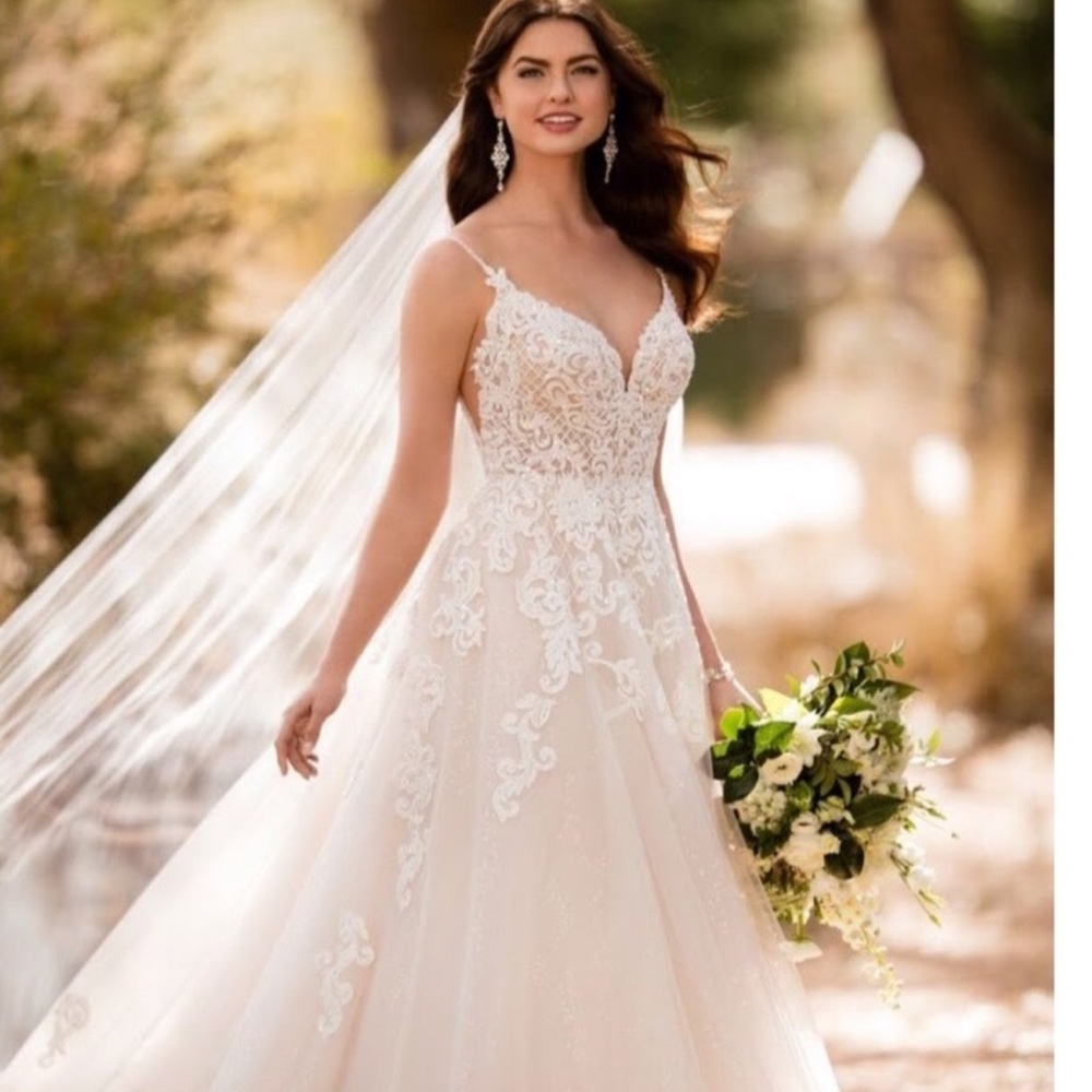 New Essence of Australia Modern Boho Gown D2363